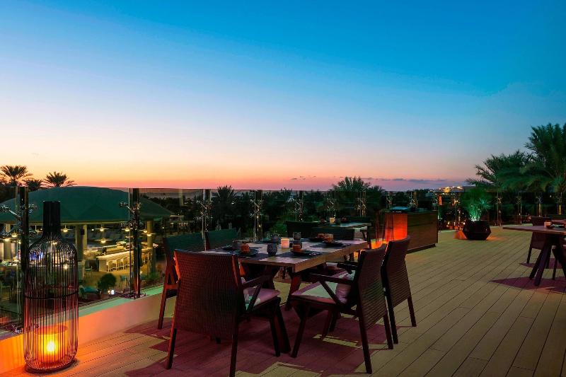Le Royal Meridien Beach Resort and Spa - Restoran