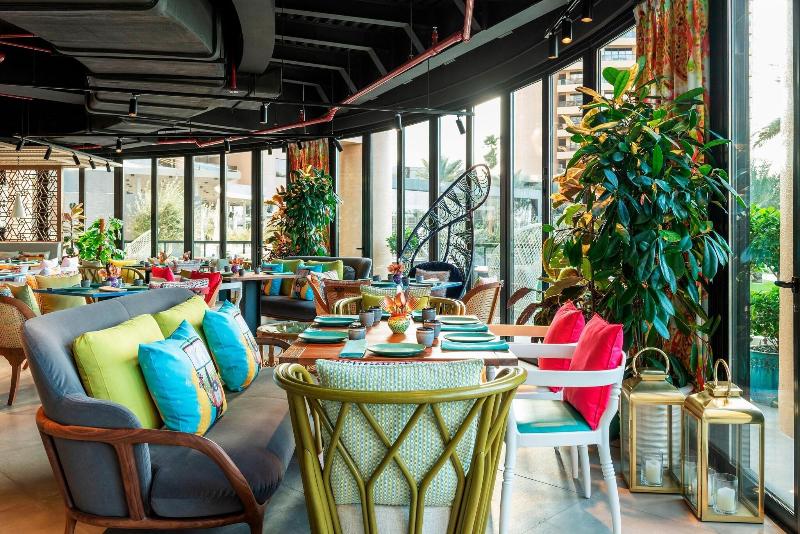Le Royal Meridien Beach Resort and Spa - Restoran