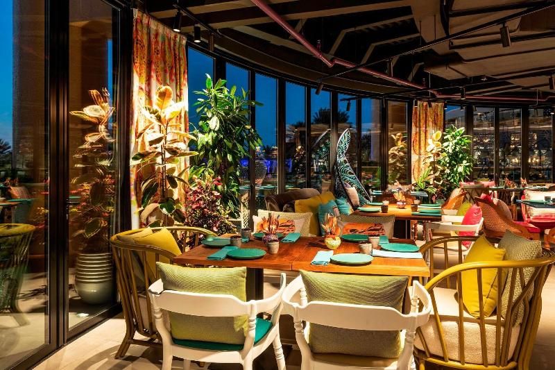 Le Royal Meridien Beach Resort and Spa - Restoran