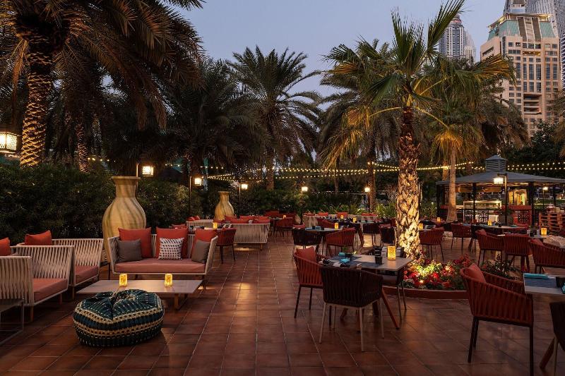 Le Royal Meridien Beach Resort and Spa - Restoran