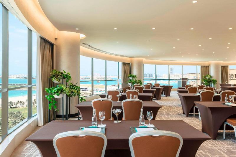 Le Royal Meridien Beach Resort and Spa - Restoran