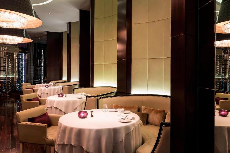 Le Royal Meridien Beach Resort and Spa - Restoran