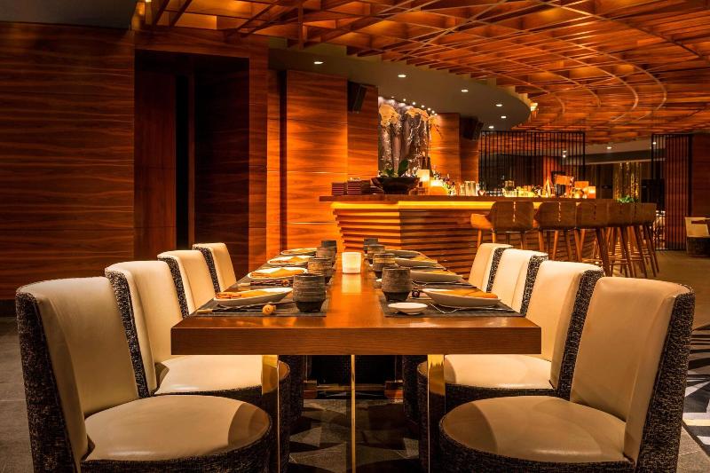 Le Royal Meridien Beach Resort and Spa - Restoran