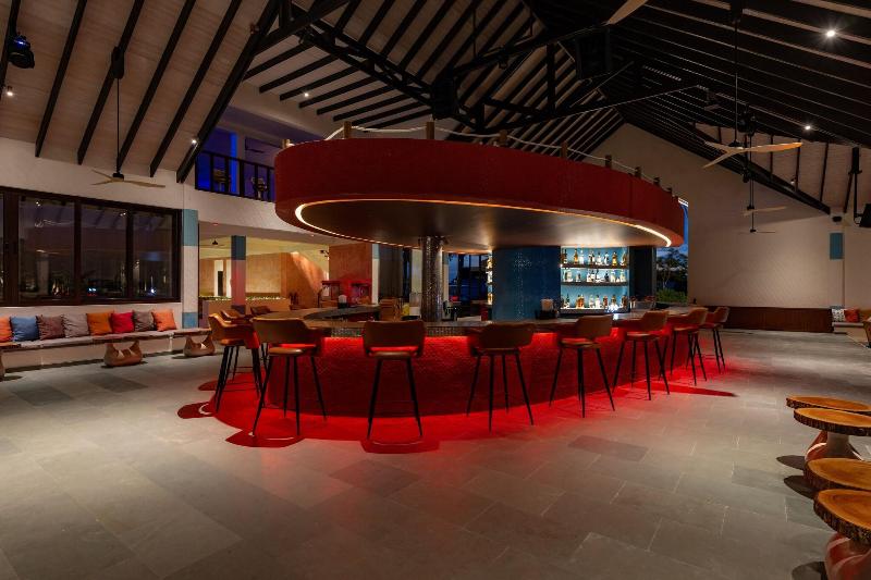 OBLU XPErience Ailafushi - All Inclusive - Bar