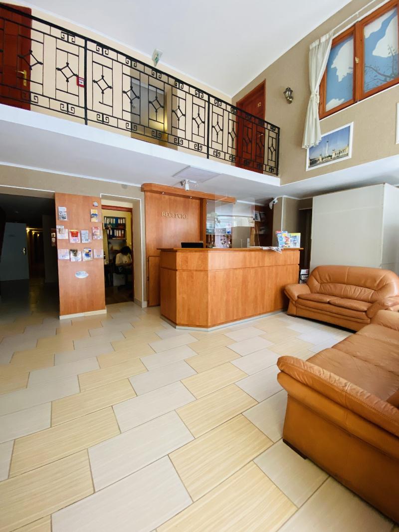 Easy Star Hotel - Lobi