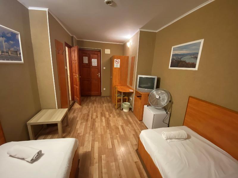 Easy Star Hotel - Oda
