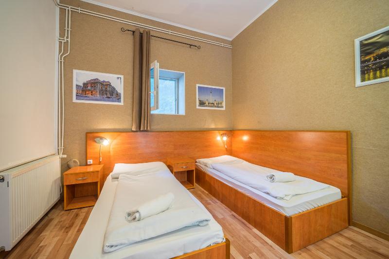 Easy Star Hotel - Oda