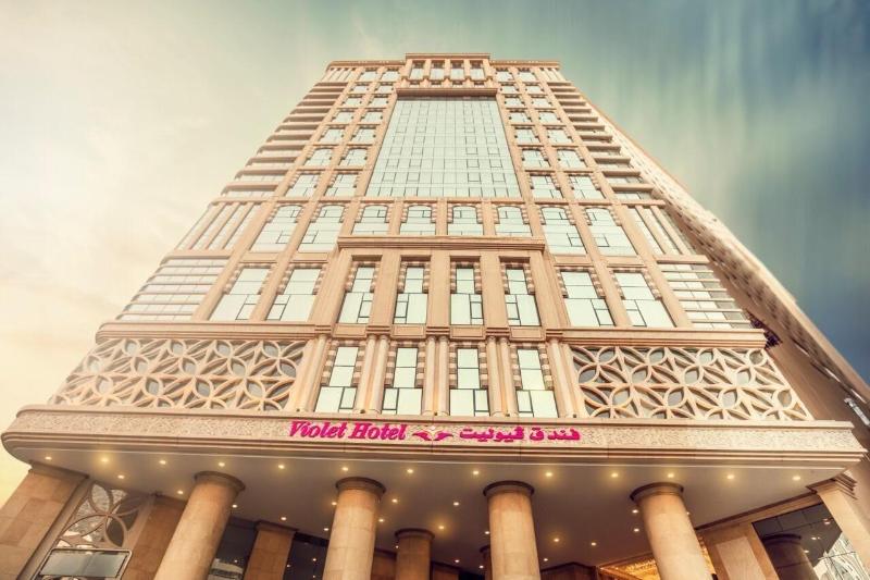 Violet Hotel - Genel