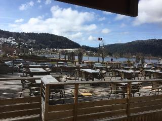Logis Hotel le Ptit Hotel du Lac