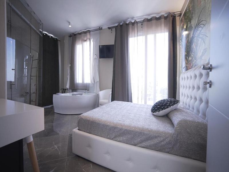Hotel Royal - Genel