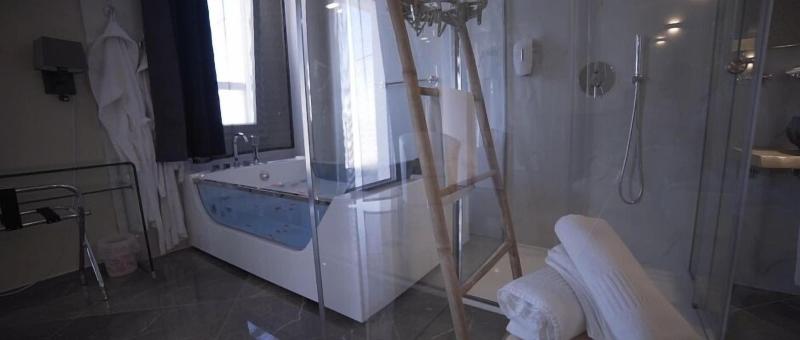 Hotel Royal - Oda