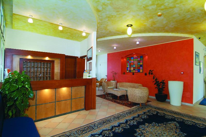 Hotel Garni Losanna - Lobi