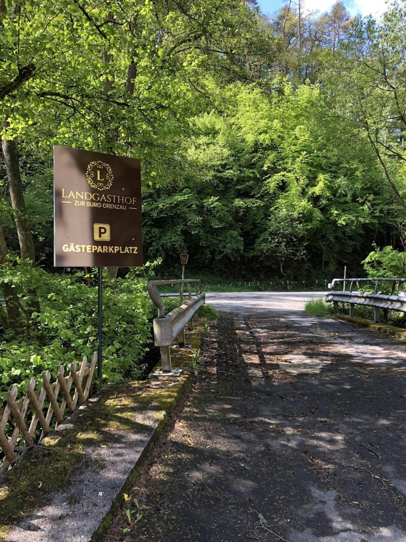 Landgasthof zur Burg Grenzau - Genel