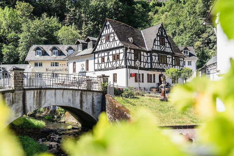 Landgasthof zur Burg Grenzau - Genel