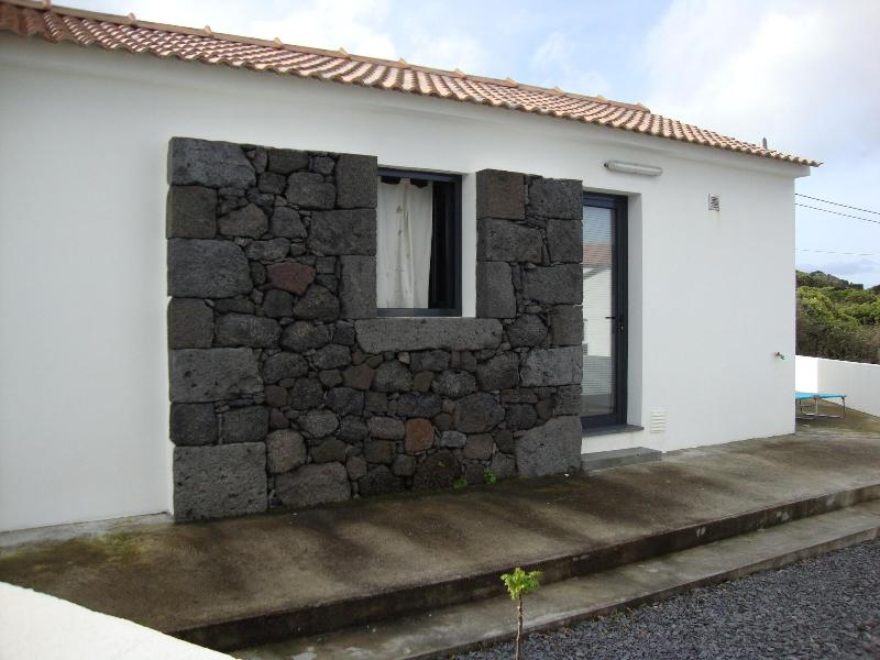 Casa Da PoÃ§a Branca - Genel