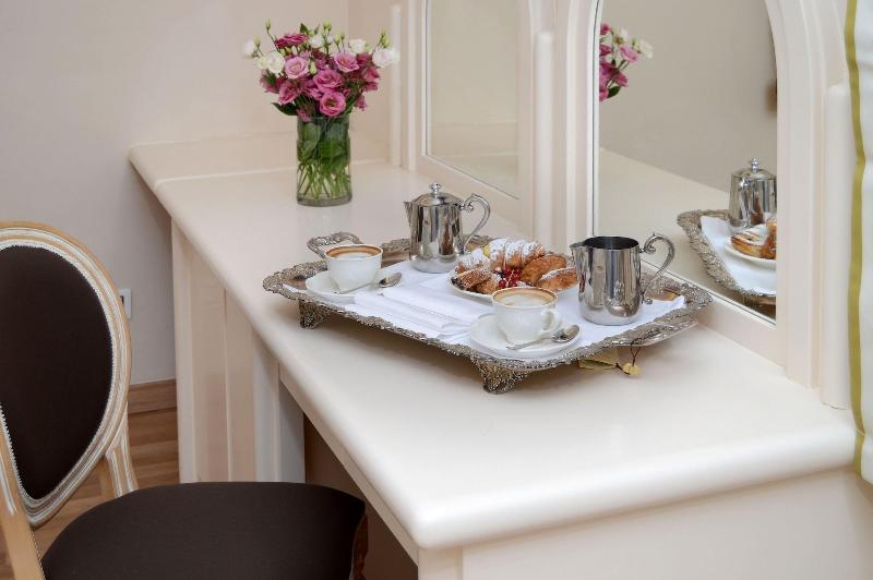 Grand Hotel Vittoria - Oda