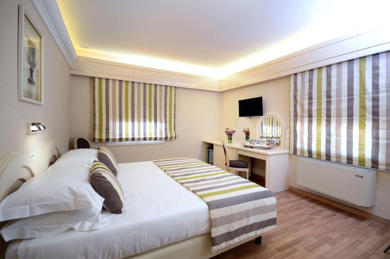 Grand Hotel Vittoria - Oda