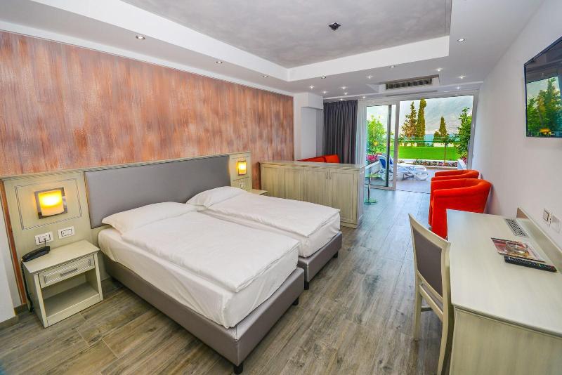 Garda Suite Hotel - Oda