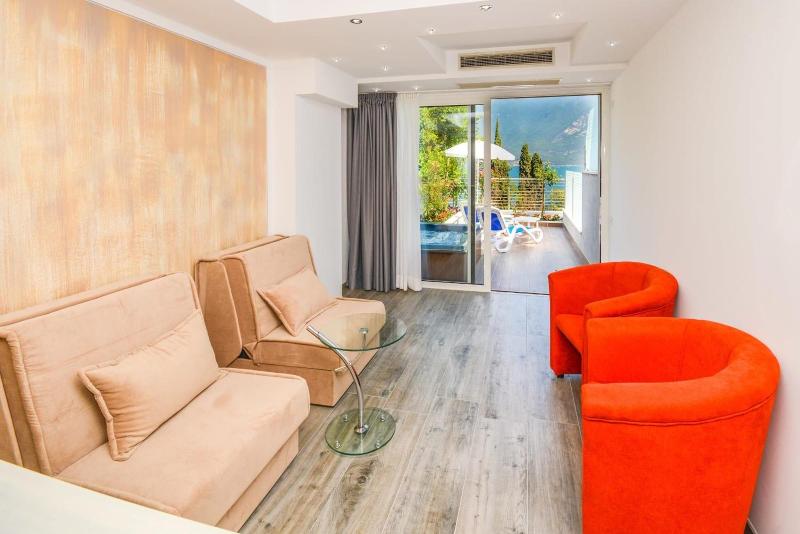 Garda Suite Hotel - Oda