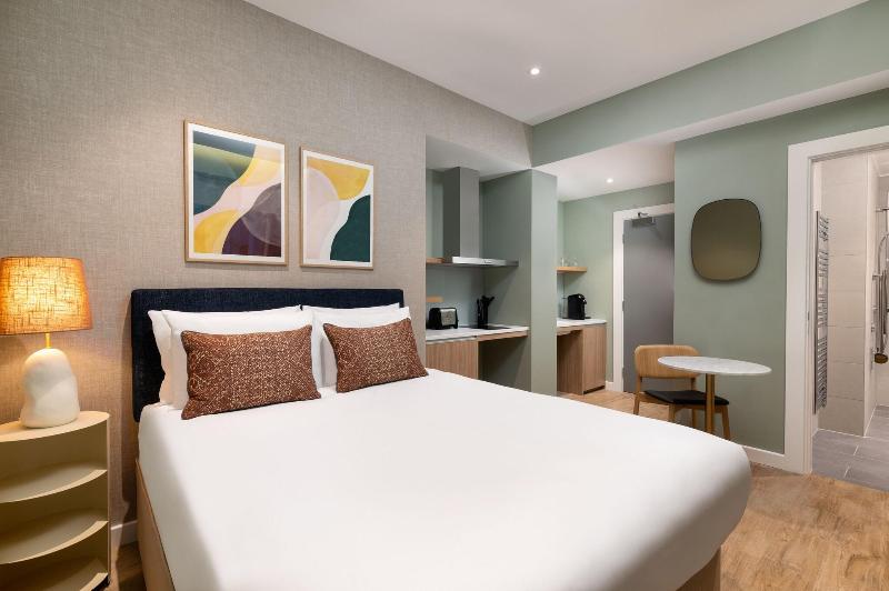 The Lincoln Suites - Oda