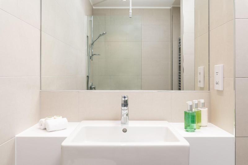 The Lincoln Suites - Oda
