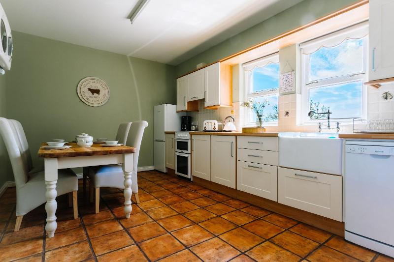 Brookhall Cottages - Genel