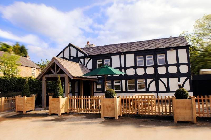 The Fenwick Arms - Genel