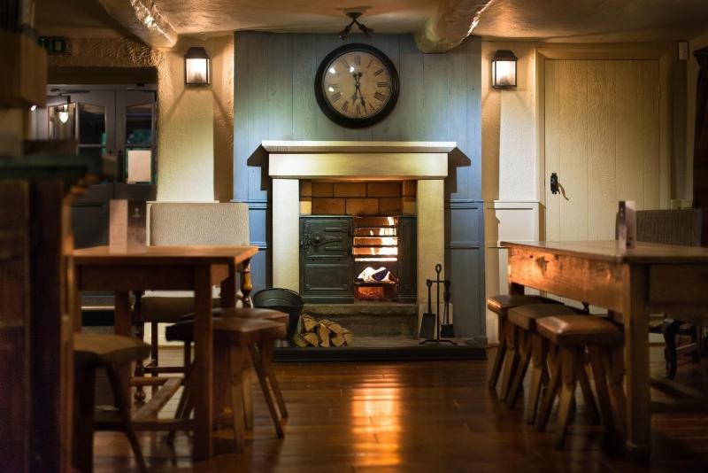 The Fenwick Arms - Genel