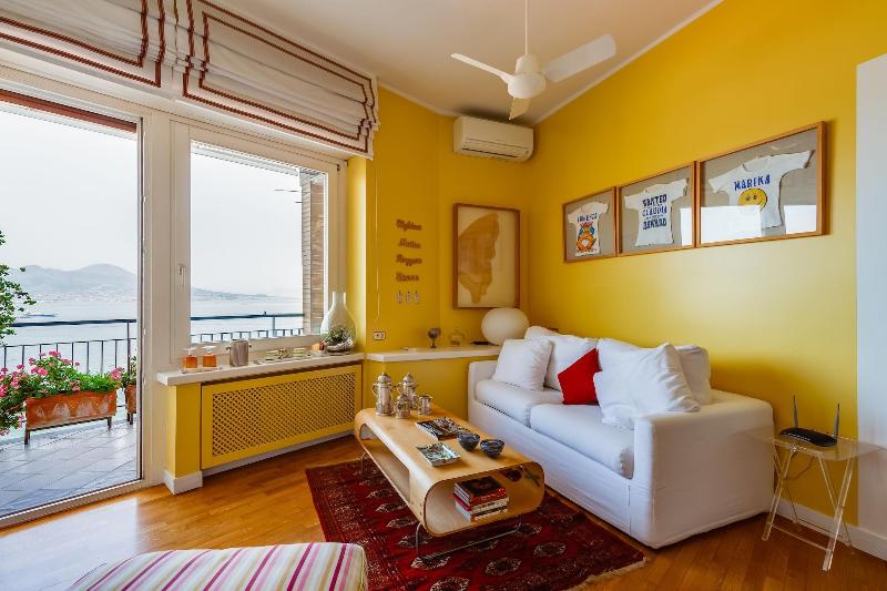O House Posillipo by Napoliapartments - Oda