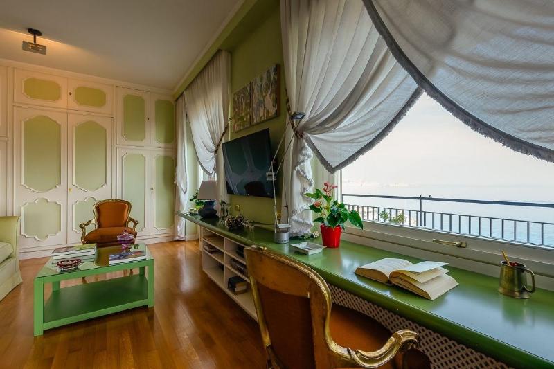 O House Posillipo by Napoliapartments - Oda