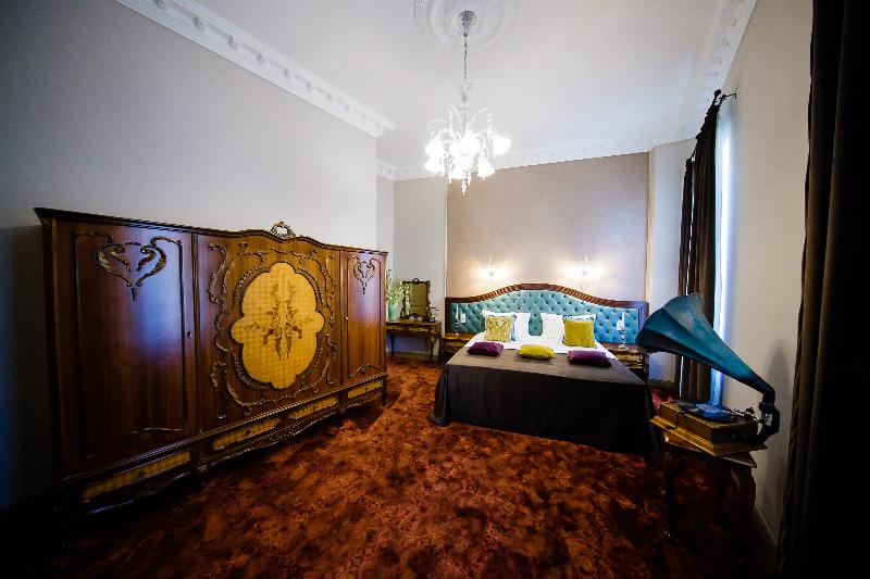 Grand Hotel Traian - Genel