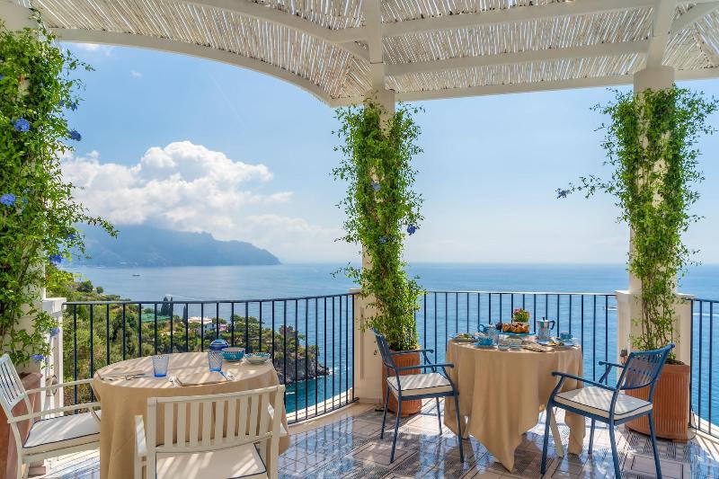 Borgo Santandrea - Genel