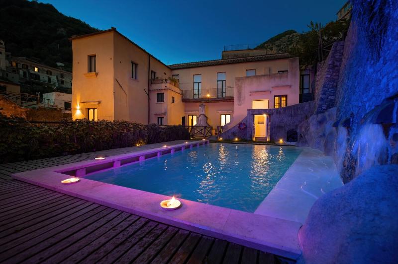 Amalfi Resort - Genel