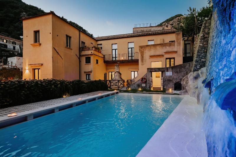 Amalfi Resort - Genel