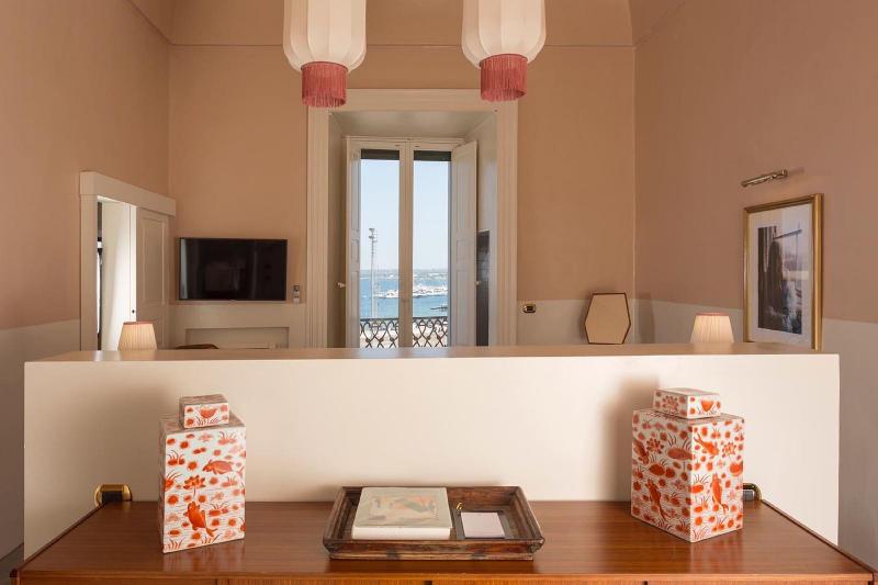 Palazzo Colombo - Oda