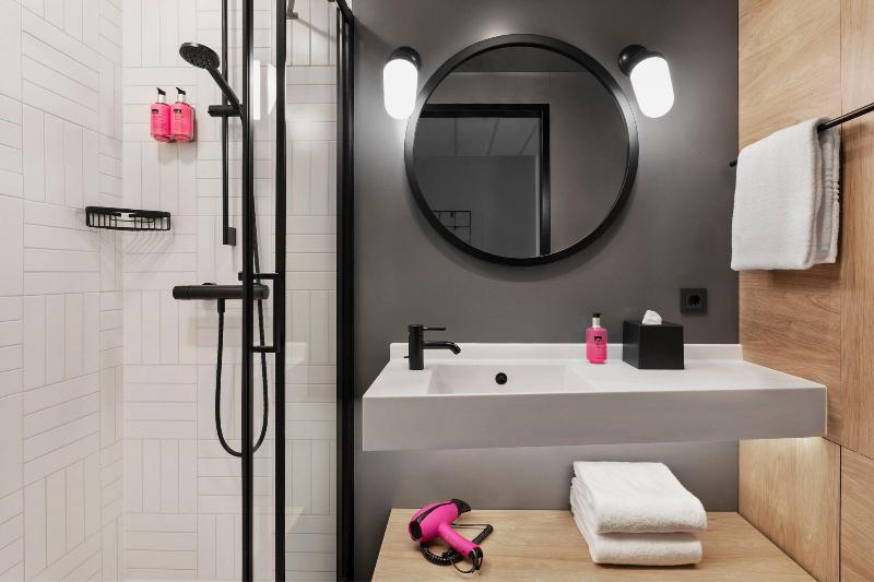 Moxy Duesseldorf City - Oda