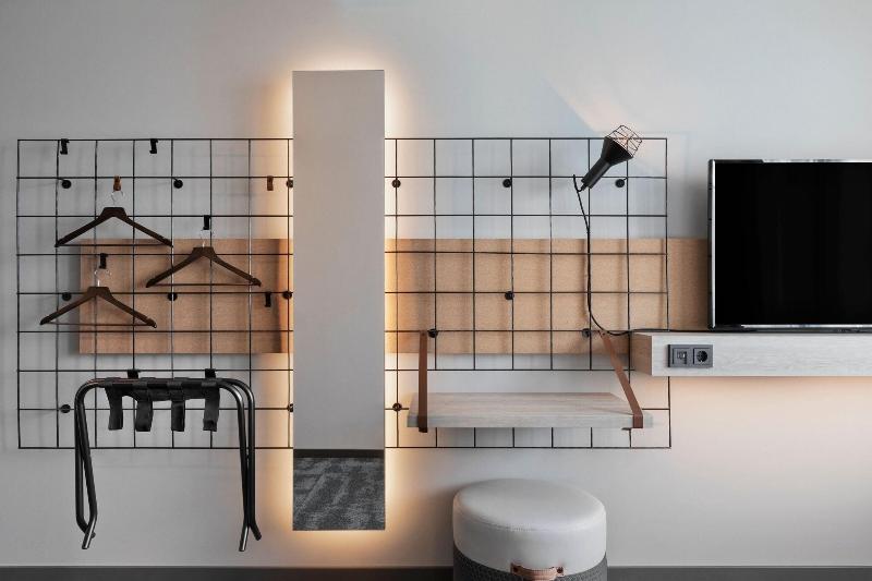 Moxy Duesseldorf City - Oda