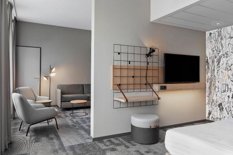 Moxy Duesseldorf City - Oda