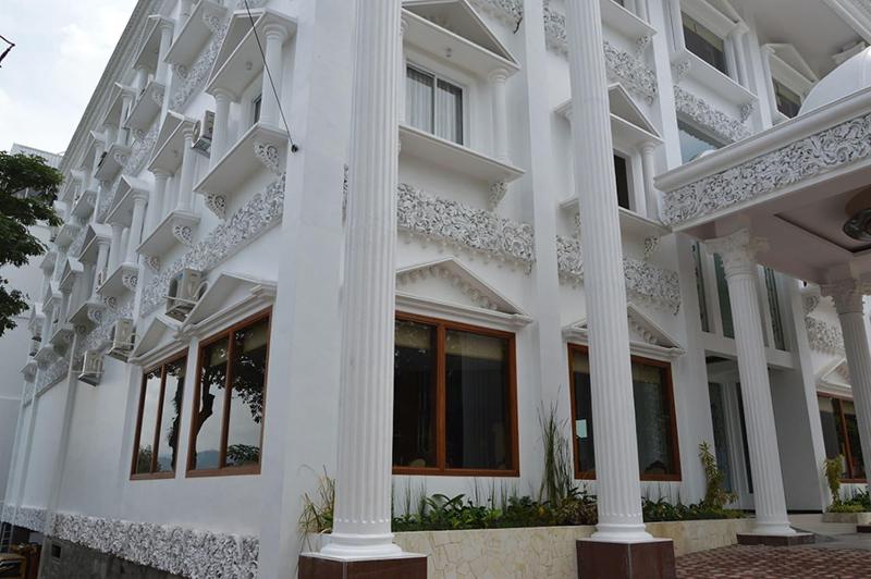 Hotel Safira Magelang - Genel