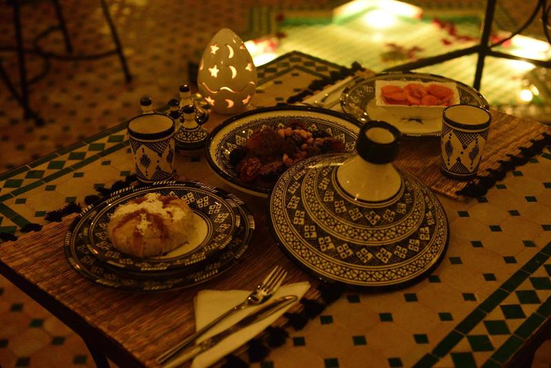 Riad Almazhar - Restoran