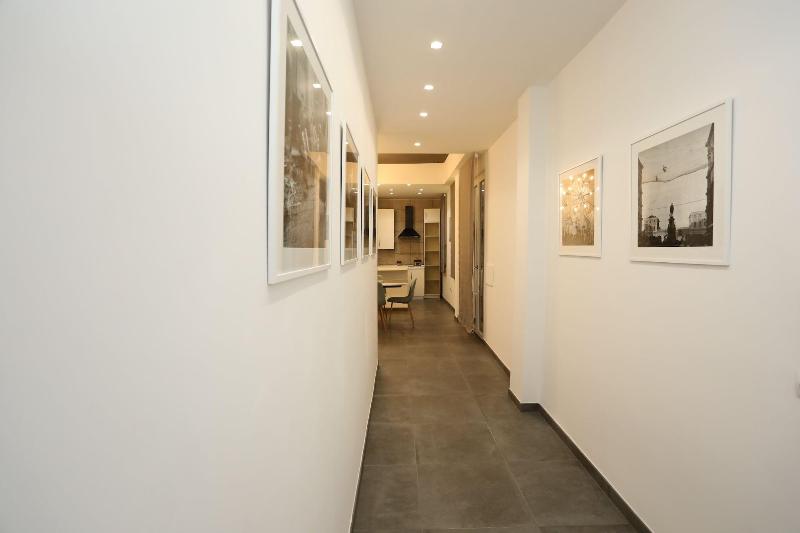 Delia Rooms & Gallery - Lobi