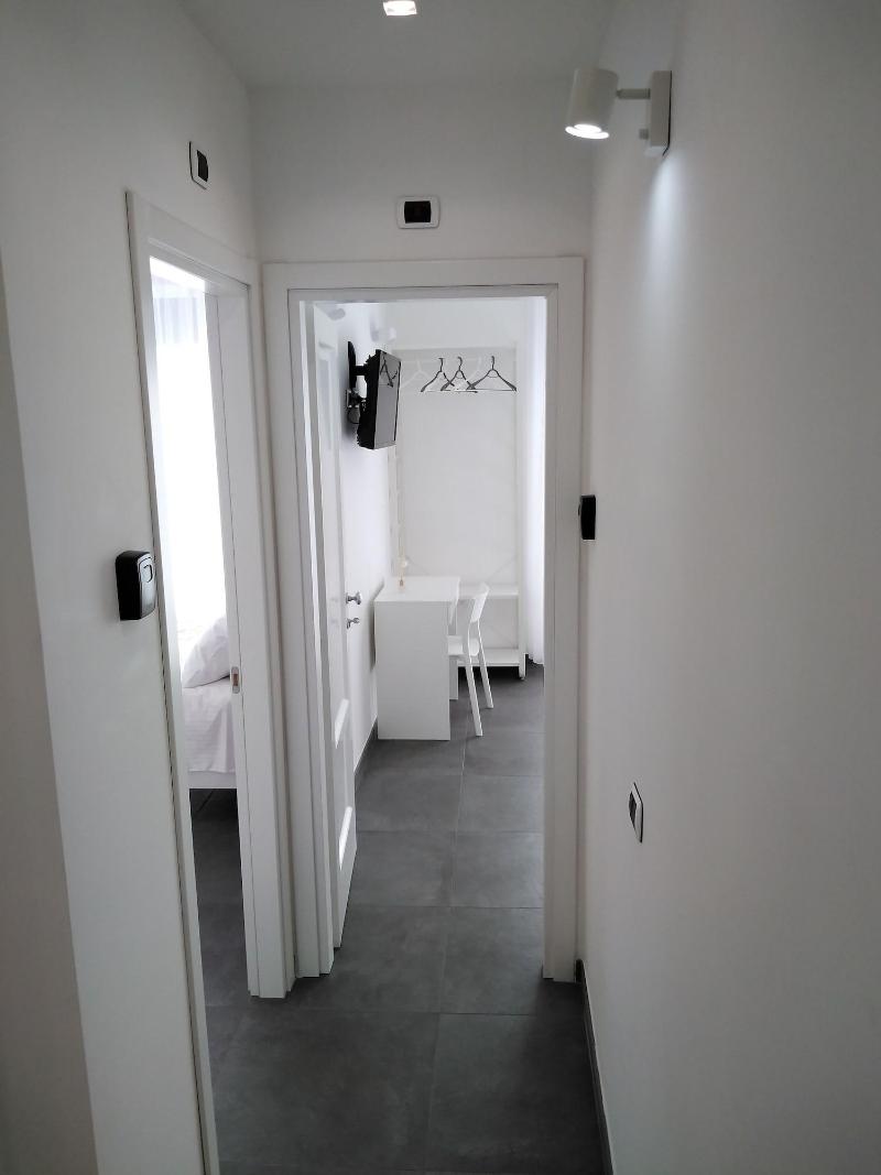 Delia Rooms & Gallery - Lobi