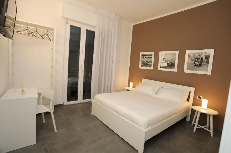 Delia Rooms & Gallery - Oda