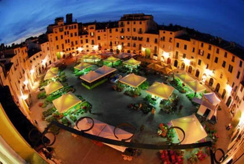 The Tuscanian Hotel - Genel