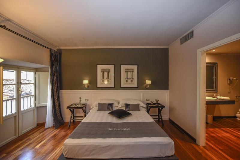 The Tuscanian Hotel - Oda