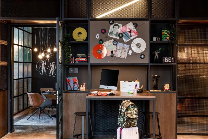 Moxy Glasgow Sec - Lobi