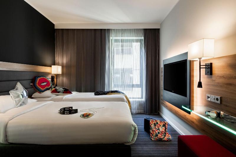 Moxy Glasgow Sec - Oda