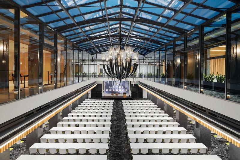 Hotel Passage - Toplantı