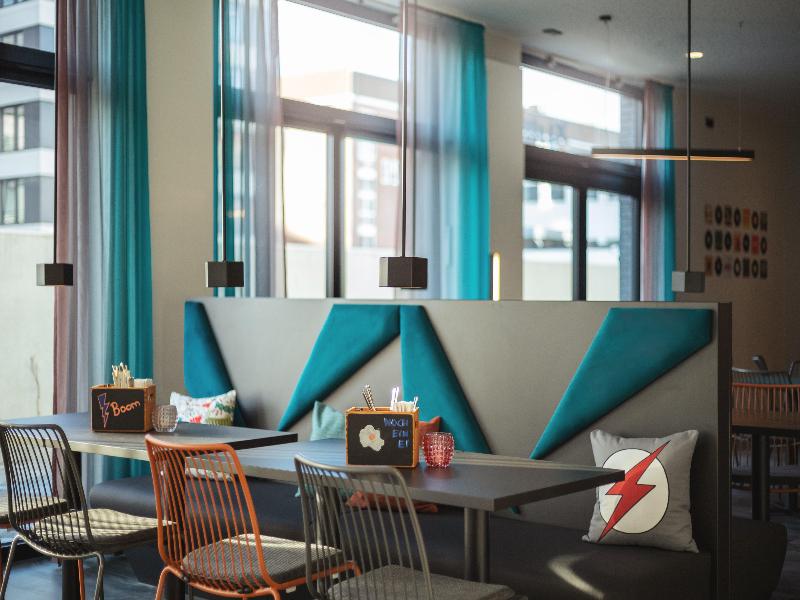 Holiday Inn - the niu, Flash Berlin Charlottenburg - Restoran