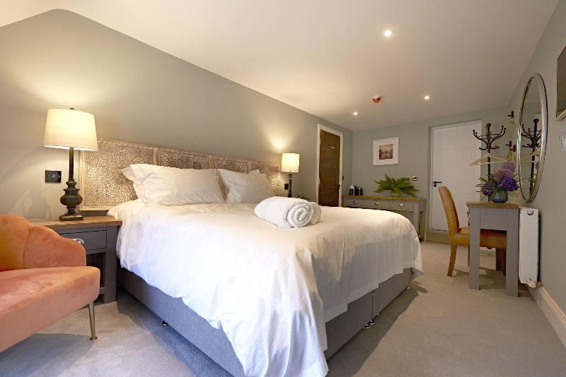 Valentinos Restaurant With Rooms - Oda